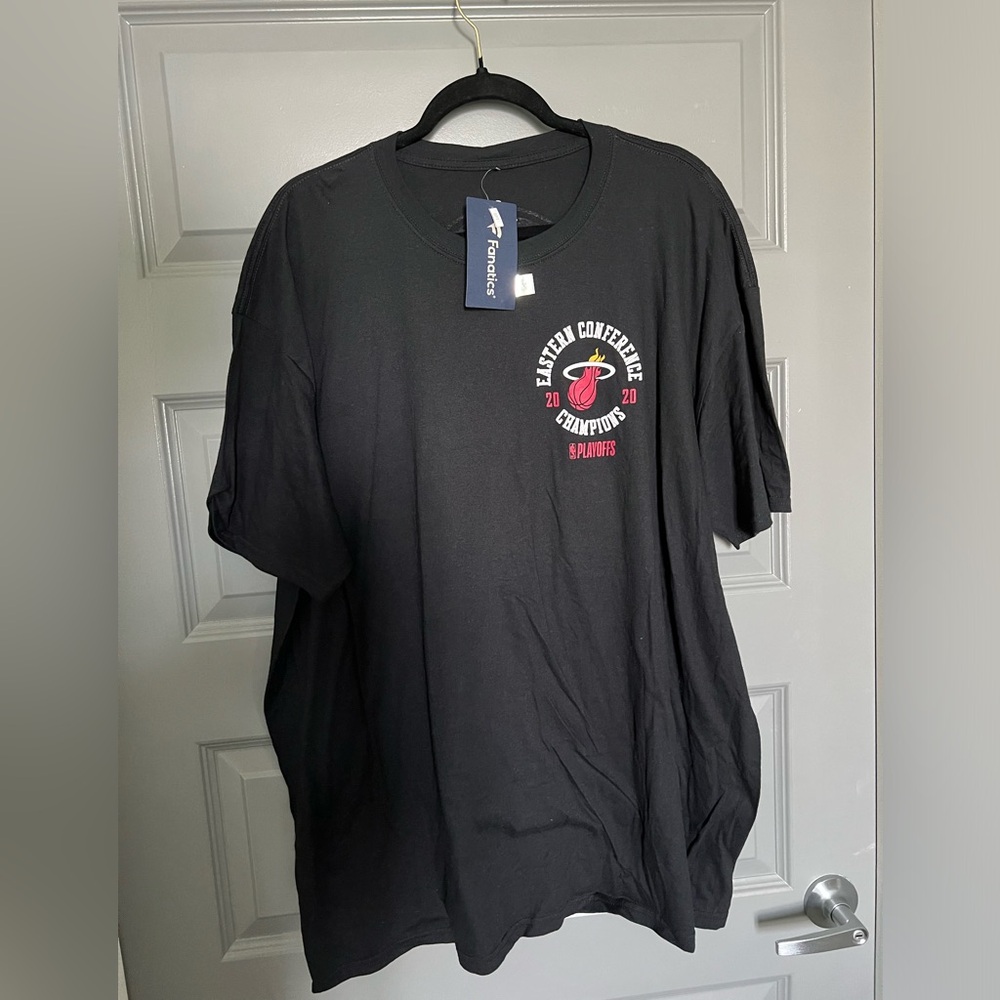Fanatics Men’s Miami Heat 2020 Eastern Conference Champions T-Shirt